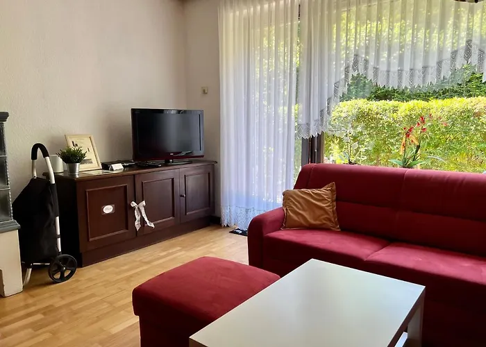 Seeroeschen - Gesamte Portschach am Woerthersee